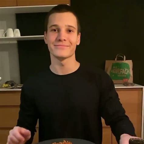 Wie es mal war, mein drittes album vielleicht irgendwann ist ab jetzt. Pin von Alessandra auf Wincent weiss in 2020 | Wincent ...