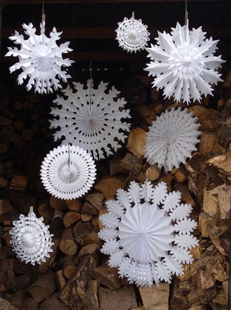 40 Diy Paper Snowflakes Decoration Ideas Bored Art