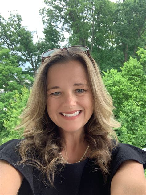 How To Connect Power Button To Motherboard How2pc - vrogue.co