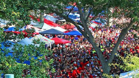 For tailgating, it's all about the food, food, food. Power Ranking The 10 Best Schools For College Football ...
