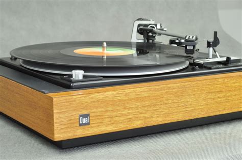 Turntable Dual 1236a Original Walnut Plinth Manufactured In The Late