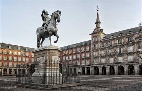 Plaza Mayor En Madrid 548 Opiniones Y 618 Fotos