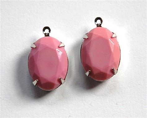 Vintage Opaque Pink Faceted Stone In 1 Loop Silver Setting