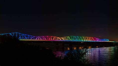 Smart Bridge Lighting Big River Crossing Interact Landmark