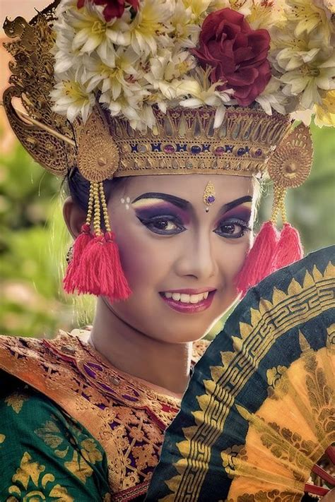Balinese Dancers Beautiful Ide Kostum Pengantin Wanita