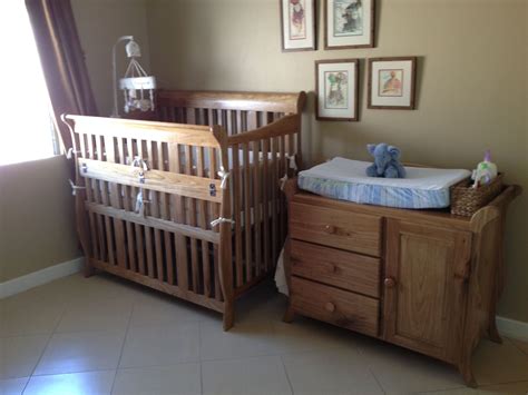 Cypre Baby Crib With Fold Down Side 3 Drawer Changing Table With