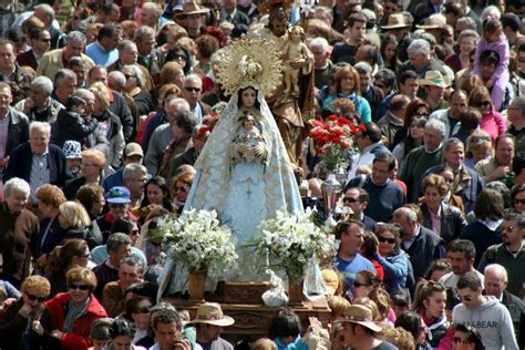 Las 10 Mejores Fiestas Populares En España Fotos Mayo Regional