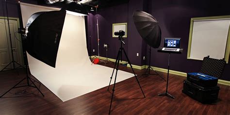 6 Reasons Why You Should Have A Professional Headshot Photography