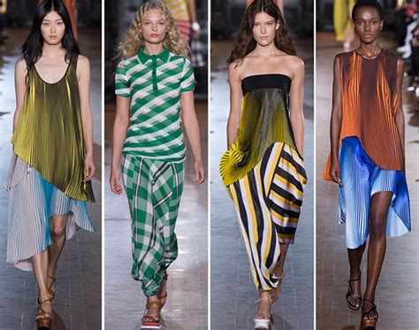 Stella Mccartney Springsummer 2016 Collection Paris Fashion Week