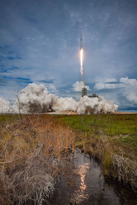 Photos Of Yesterdays Launch And Landing Of Spacexs Falcon 9 Rocket In