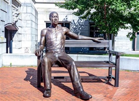 Newarks Brand New 700 Pound George Floyd Statue Defaced Essex Daily