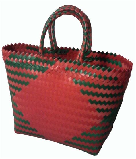 Sementara itu, industri kecil lain yang dipasarkan di tingkat nasional antara lain adalah mebelair (di mojowarno), anyaman tas (di mojowarno), limun (di bareng dan ngoro), serta kecap ikan dorang, yang merupakan salah satu trade mark jombang. Tas Anyaman Plastik Pengrajin Grosir Tas Harga Paling Murah Berkualitas