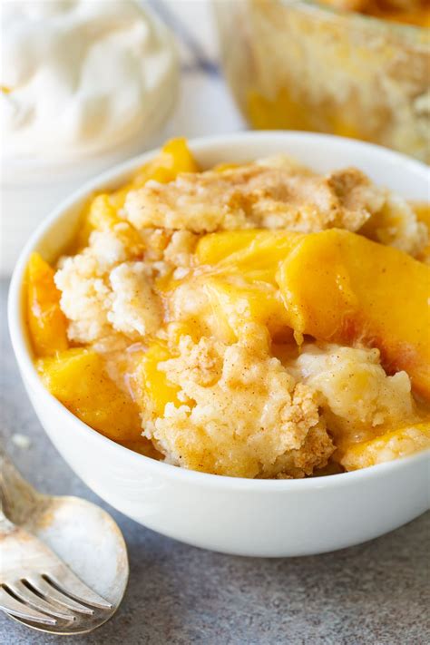 Stir to coat evenly, then stir in maple syrup. Easy Instant Pot Peach Cobbler with Cake Mix +Video - Oh ...