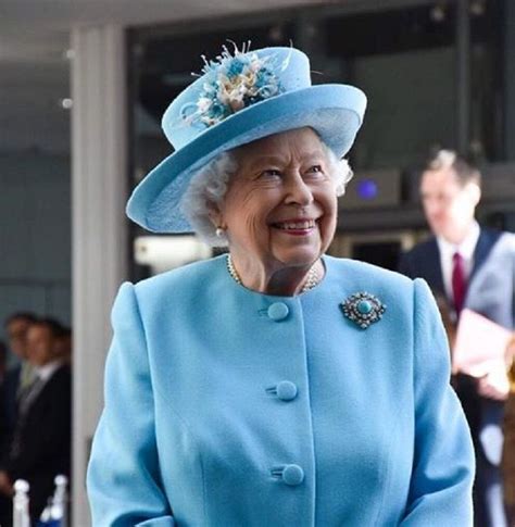Queen Elizabeth13 Facts About Queen Elizabeth Ii Thatll Make You Want