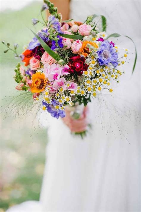 22 Wildflower Wedding Bouquets For Spring Summer Wedding Oh The