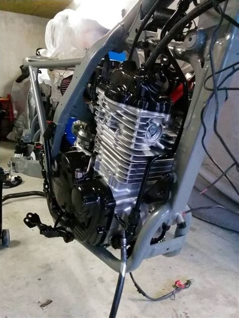 Hier finden sie unsere honda motorräder und alle wichtigen informationen zu unseren produkten. Honda 650 Dominator // Mad Motorcycle | 4h10 | Honda ...