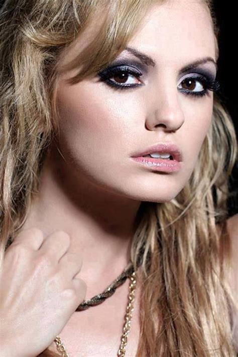 Manilla maniacs)', 'one million (1.000.000) (feat. Picture of Alexandra Stan