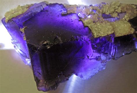 Fluorite Mine Near Cave In Rock Illinois Usa 4 Flickr