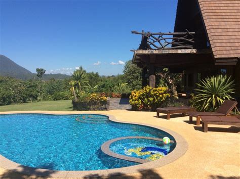 Magnificent 5 Bedroom Luxury Mountain View Villa With Private Swimming
