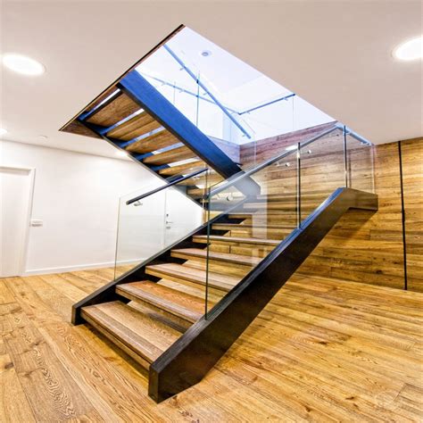 China Modern Steel C Channel Beam Staircasemodern Stairs Manufactured