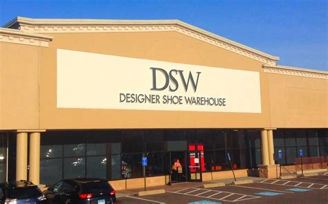 Designer Shoe Warehouse DSW at Outlet Collection Winnipeg to Open May 3