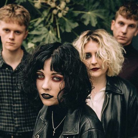 Pale Waves Are Teasing Their New Song Noises Coup De Main Magazine