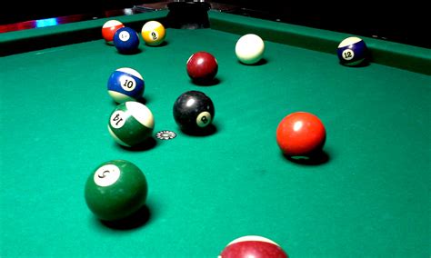 Choose from two challenging game modes against an ai opponent, with several customizable features. Billards Pool - Sky Dive Lounge