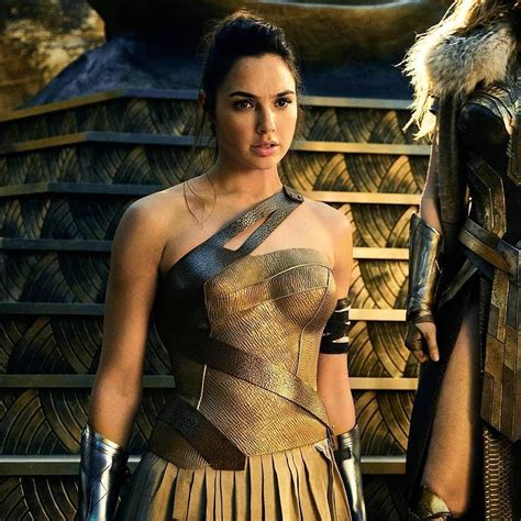 Wonder Woman Pictures Amazonian Warrior Gal Gadot Wonder Woman Movie