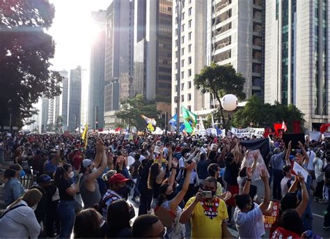 protestos contra o governo bolsonaro reúnem milhares em capitais cnn brasil