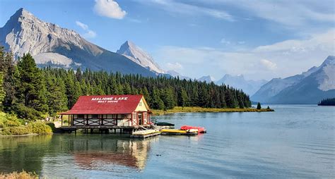 Maligne Lake Boat House Maligne Lake Jasper National Park Flickr