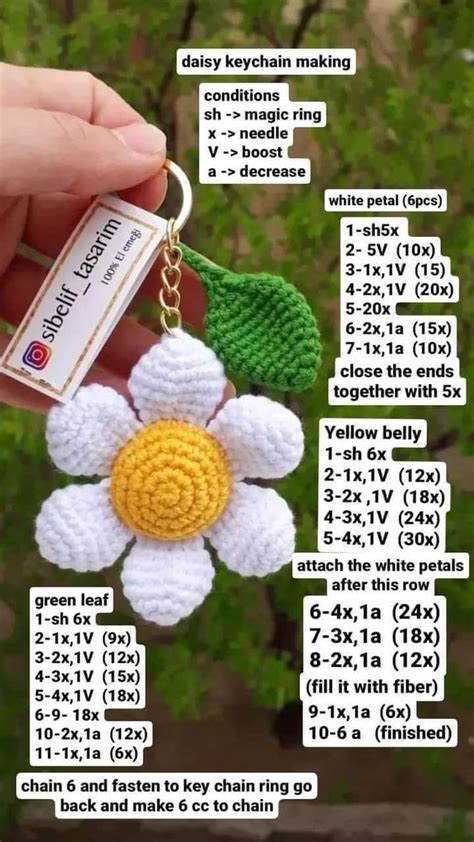 Amigurumi Maria Catalina FLOR LLAVERO Patrón GRATUITO