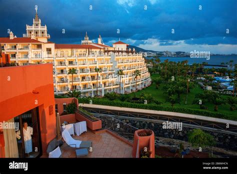 Sheraton La Caleta Resort And Spa Et Hotel Riu Palace Costa Adeje