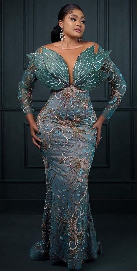 Pin By Bella Dotsey On élégante Dinner Dress Classy African Design Dresses Lace Dress Design