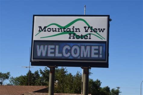 Sign Welcoming Guests Picture Of Mountain View Hotel Killdeer