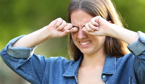 Can Rubbing Your Eyes Affect Your Health Image Plus Laser Eye Centre