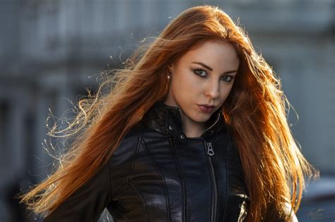 Desktop wallpapers for mac retina (50 wallpapers). Red-haired girl in a leather jacket, portrait wallpapers ...
