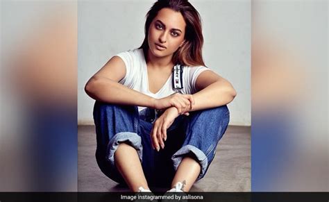 Sonakshi Sinhas Workout Video Is Giving Us Major Fitness Goals