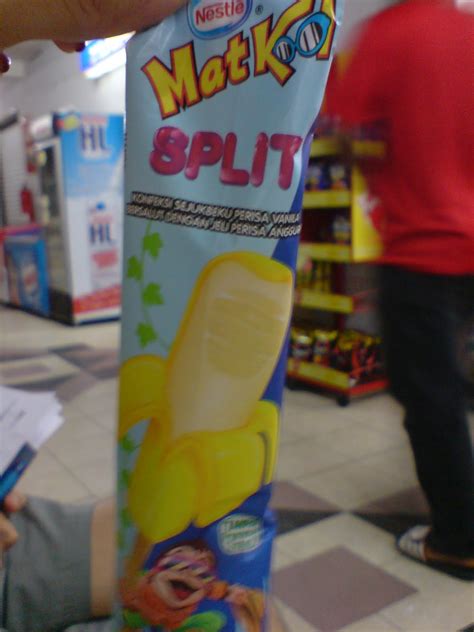 Whenever i see mat kool ice creams, i will always sing it's jingle mat kool, mat kool kawan ku, mari. in my head. House of Life: New Special Ice Cream from Mat Kool