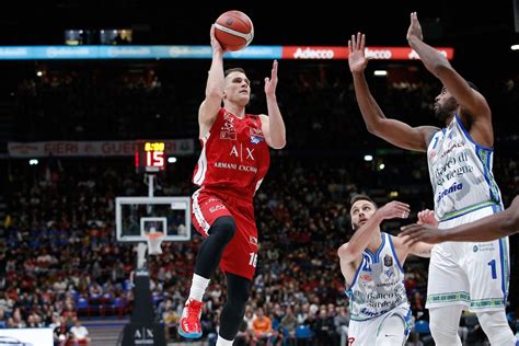 Maybe you would like to learn more about one of these? Basket, l'Olimpia Milano comunica gli infortuni di Nedovic ...
