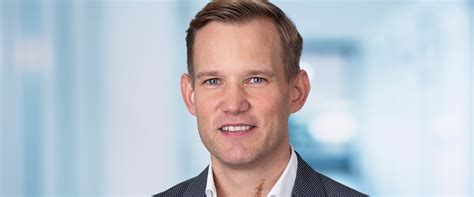 Hendrik streeck (38) in den usa verbracht. UKB NewsRoom | Neuer Experte für die Virologie am UKB