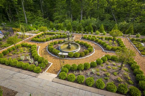 Designing An English Garden In Cincinnati — Cincinnati Landscaping