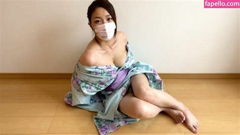 kobayashikana33 kobayome glovesreview コバイチの嫁 Nude Leaked Photo 6