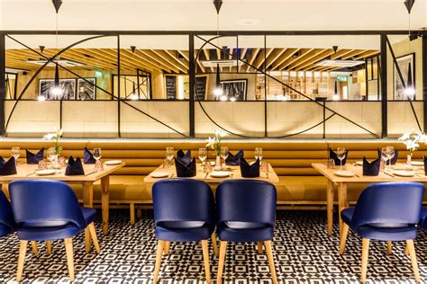 Best Interior Design For Restaurant In India Vamos Arema