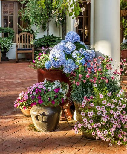 Find the perfect planter for your outdoor space. 16 ways to use artificial flowers in your home ...