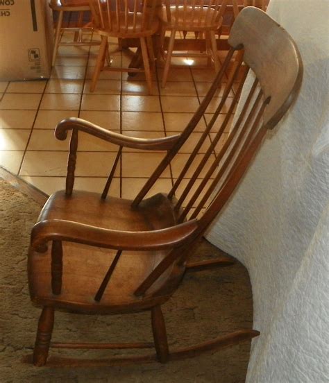 This chair became popular to consumers when the company began producing them in the 1930s. Antique Oak and Maple Boston Rocker Rocking and 50 similar ...