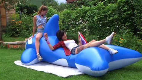 Huge Inflatable Blue Whale 10 Feet 3m Shiny Pool Toy Big Inflatable Ebay