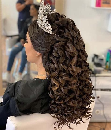 Best Quinceanera Hairstyles For Your Big Day Quince Hairstyles Hair