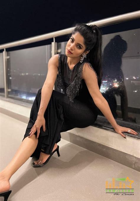 Actress Divya Bharathi Latest Photos Tamilstar
