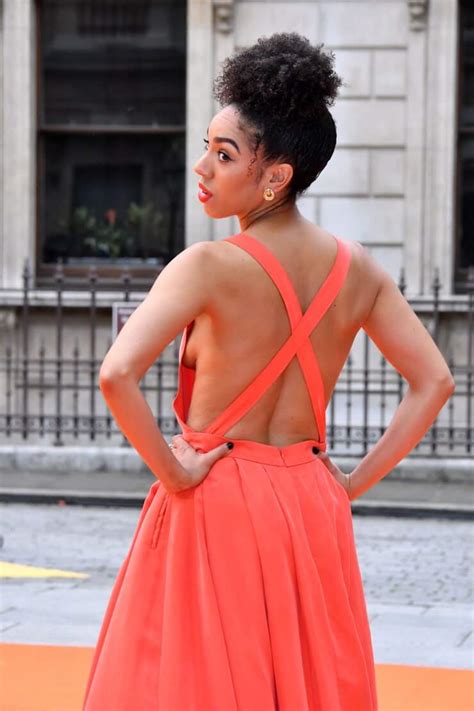 The Hottest Pearl Mackie Photos Around The Net 12thBlog