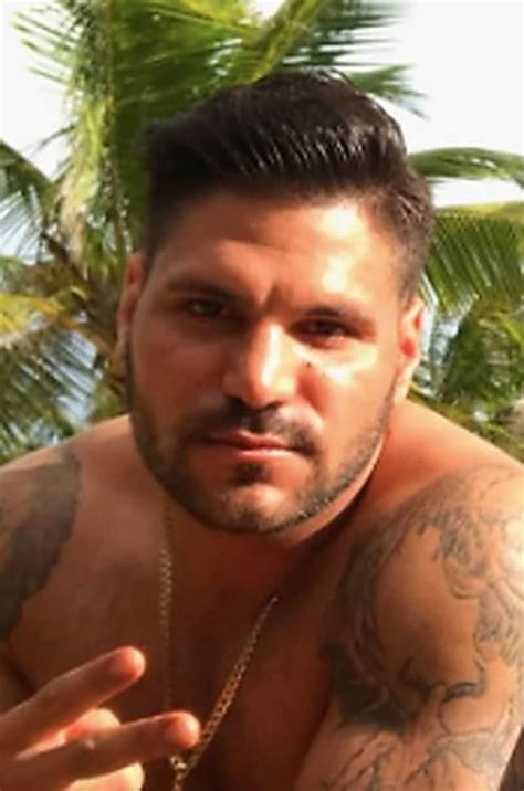 Ronnie Ortiz Magro Makes Surprise Appearance On Jersey Shore